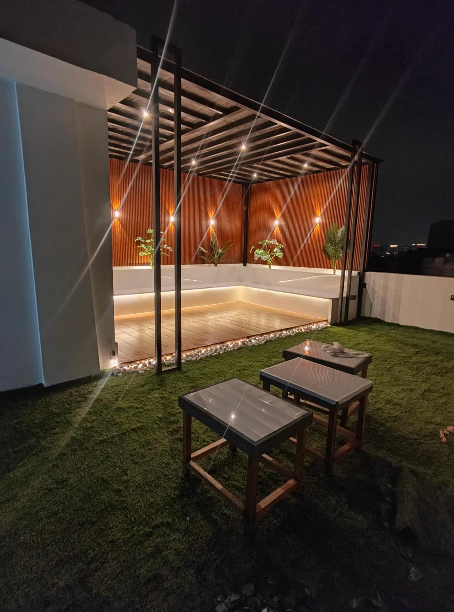 Enchanted The Roof Rekha, With Private Trace Garden Hotel Nova Deli Exterior foto